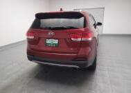 2018 Kia Sorento in Downey, CA 90241 - 18143774 7
