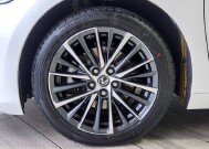2022 Lexus ES 350 in Cinnaminson, NJ 08077 - 18143806 9