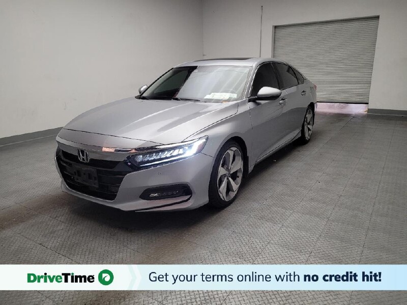 2018 Honda Accord in Downey, CA 90241 - 18143830