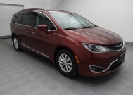 2017 Chrysler Pacifica in Gladstone, MO 64118 - 18144202 13