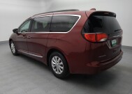 2017 Chrysler Pacifica in Gladstone, MO 64118 - 18144202 3