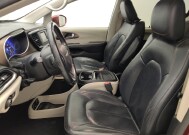 2017 Chrysler Pacifica in Gladstone, MO 64118 - 18144202 17
