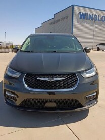 2023 Chrysler Pacifica in Winslow, AZ 86046