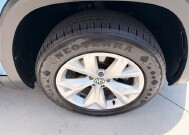 2019 Volkswagen Atlas in Knoxville, TN 37920 - 18144322 32