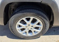 2018 Jeep Cherokee in Cartersville, GA 30120 - 18144346 6