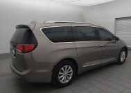 2018 Chrysler Pacifica in Clearwater, FL 33764 - 18144444 10