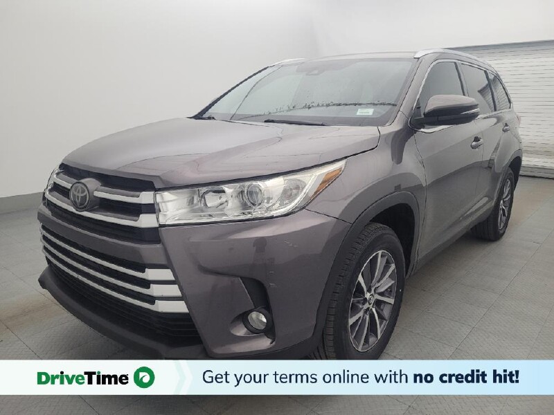 2019 Toyota Highlander in Tallahassee, FL 32304 - 18144707