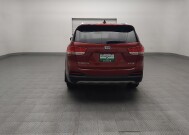 2018 Kia Sorento in Oklahoma City, OK 73139 - 18144717 6