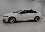 2019 Chevrolet Malibu in Columbus, OH 43231 - 18144739 2