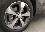 2019 Jeep Cherokee in West Palm Beach, FL 33409 - 18144751 31