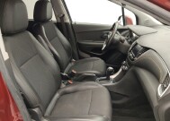 2022 Chevrolet Trax in Gladstone, MO 64118 - 18144759 21