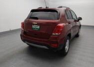 2022 Chevrolet Trax in Gladstone, MO 64118 - 18144759 7