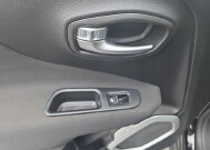 2018 Jeep Renegade in Marysville, OH 43040 - 18144906 32
