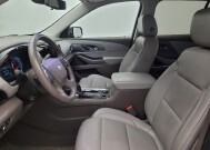 2018 Chevrolet Traverse in Maple Heights, OH 44137 - 18145151 17