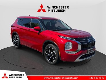 2023 Mitsubishi Outlander in Winchester, VA 22602