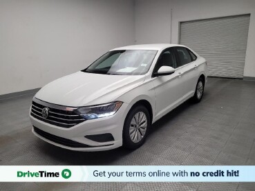 2019 Volkswagen Jetta in Fresno, CA 93726