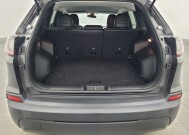 2020 Jeep Cherokee in Miami, FL 33157 - 18145325 29