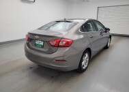 2018 Chevrolet Cruze in Miamisburg, OH 45342 - 18145373 9