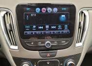 2016 Chevrolet Malibu in Maple Heights, OH 44137 - 18145376 25
