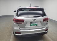 2019 Kia Sorento in Indianapolis, IN 46222 - 18145427 6