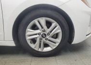 2020 Hyundai Elantra in Indianapolis, IN 46219 - 18145457 31