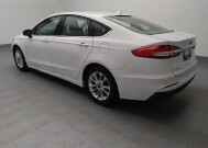 2019 Ford Fusion in Gladstone, MO 64118 - 18145481 3