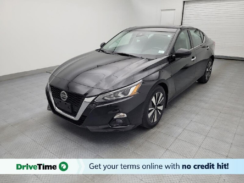 2019 Nissan Altima in Charlotte, NC 28213 - 18145484