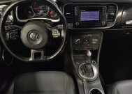 2016 Volkswagen Beetle in Clearwater, FL 33764 - 18145637 22