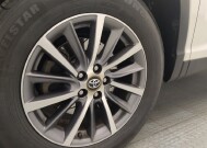 2019 Toyota Highlander in Lauderdale Lakes, FL 33313 - 18145681 31