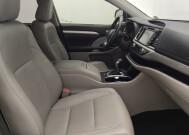 2019 Toyota Highlander in Lauderdale Lakes, FL 33313 - 18145681 21
