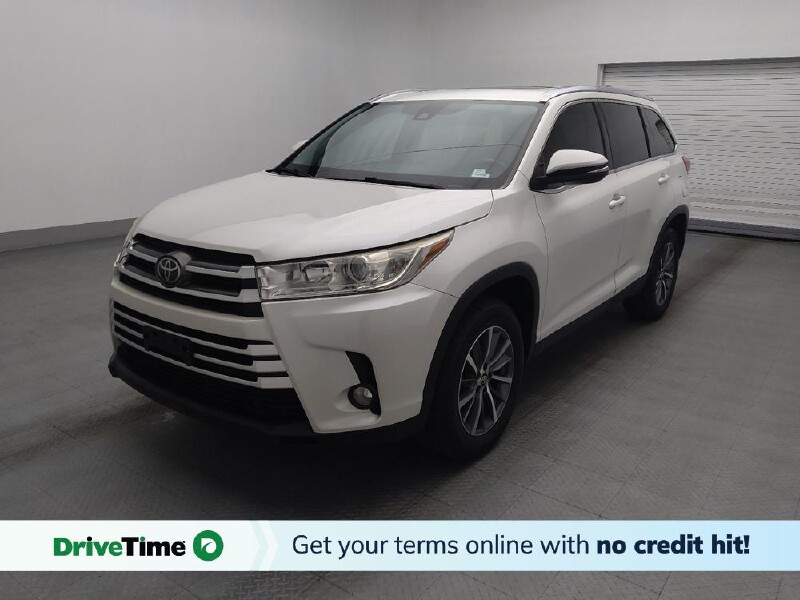 2019 Toyota Highlander in Lauderdale Lakes, FL 33313 - 18145681