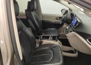 2017 Chrysler Pacifica in Corpus Christi, TX 78412 - 18145707 21