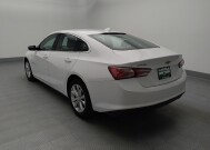 2019 Chevrolet Malibu in Wichita, KS 67207 - 18145769 5