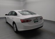 2019 Chevrolet Malibu in Wichita, KS 67207 - 18145769 6