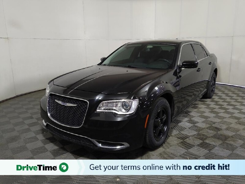 2018 Chrysler 300 in Midlothian, IL 60445 - 18145777