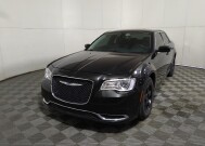 2018 Chrysler 300 in Midlothian, IL 60445 - 18145777 15
