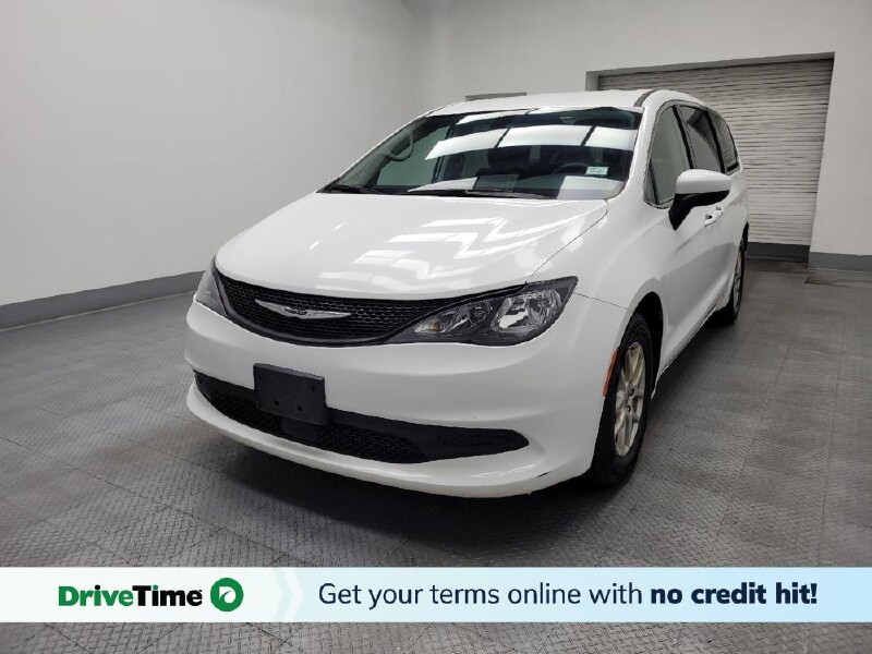 2022 Chrysler Voyager in Las Vegas, NV 89102 - 18145855