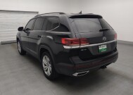 2021 Volkswagen Atlas in West Palm Beach, FL 33409 - 18146076 5