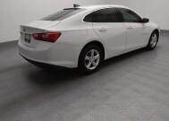 2021 Chevrolet Malibu in Topeka, KS 66611 - 18146164 10