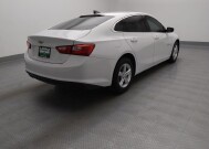 2021 Chevrolet Malibu in Topeka, KS 66611 - 18146164 9