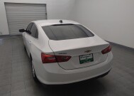 2020 Chevrolet Malibu in Live Oak, TX 78233 - 18146210 6