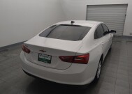 2020 Chevrolet Malibu in Live Oak, TX 78233 - 18146210 7