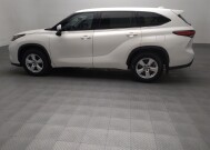 2021 Toyota Highlander in Oklahoma City, OK 73139 - 18146221 3