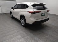 2021 Toyota Highlander in Oklahoma City, OK 73139 - 18146221 5