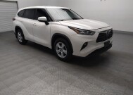 2021 Toyota Highlander in Oklahoma City, OK 73139 - 18146221 13
