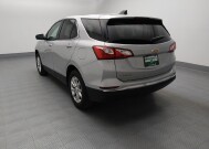 2020 Chevrolet Equinox in Topeka, KS 66611 - 18146253 6