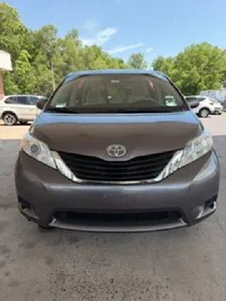 2011 Toyota Sienna in Harrisonburg, VA 22801 - 18146352
