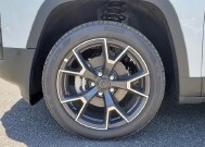 2026 Jeep Cherokee in Bedford, OH 44146 - 18146389 12