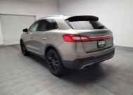 2016 Lincoln MKX in Bakersfield, CA 93309 - 18146438 5