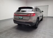 2016 Lincoln MKX in Bakersfield, CA 93309 - 18146438 7